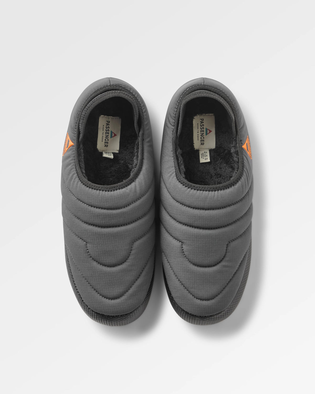 Hearth Men's Slipper - Charcoal - Flatlay