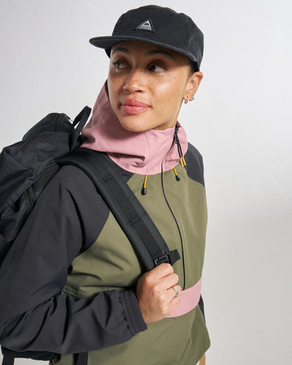 Serein Waterproof Anorak - Faded Black/Dusty Olive - Studio Model