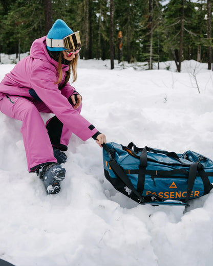 Womens_Roamer Recycled 60L Duffel Bag - Tidal Blue