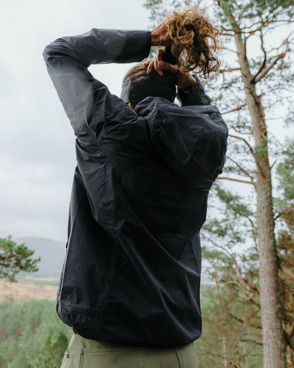 Trailscape Light Women's Waterproof Jacket - Black - Lifestyle