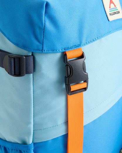 Boondocker 26L Backpack - Retro Blue/ Marine Blue - Flatlay