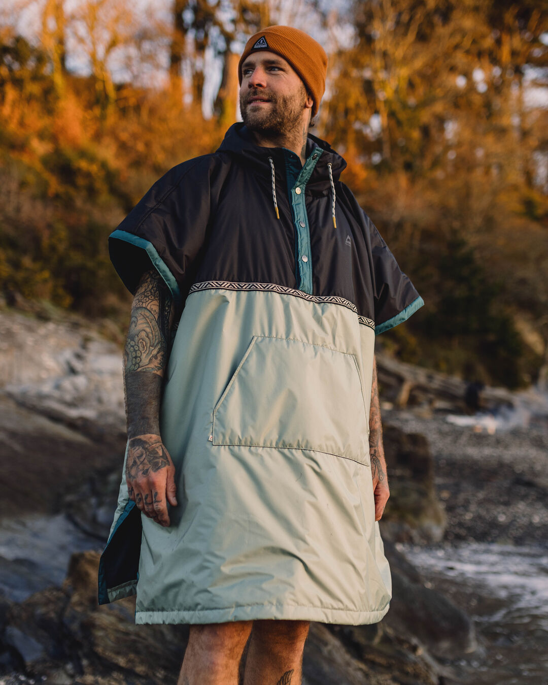 Pull Over Robe Outback Pull Over Changing Robe True Black/Pistachio – Passenger